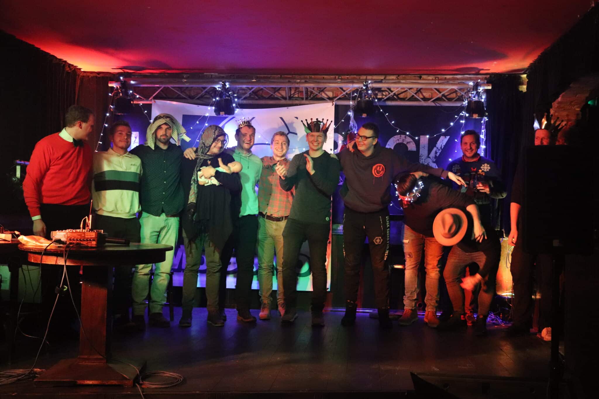 Endlich wieder Weihnachtsfeier im UnterRock! Abteilung Handball SG